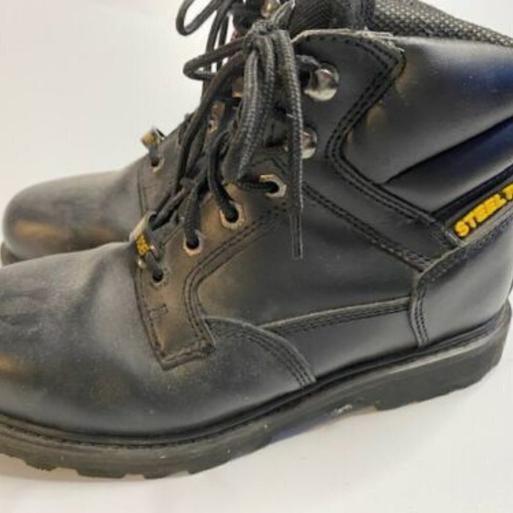 Brahma Boots Steel Toe 8.5 Wide EUC